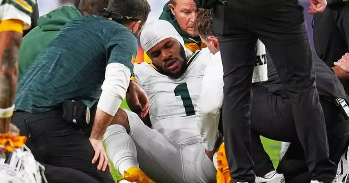 Packers star pass rusher Micah Parsons feared to have torn ACL, AP source says