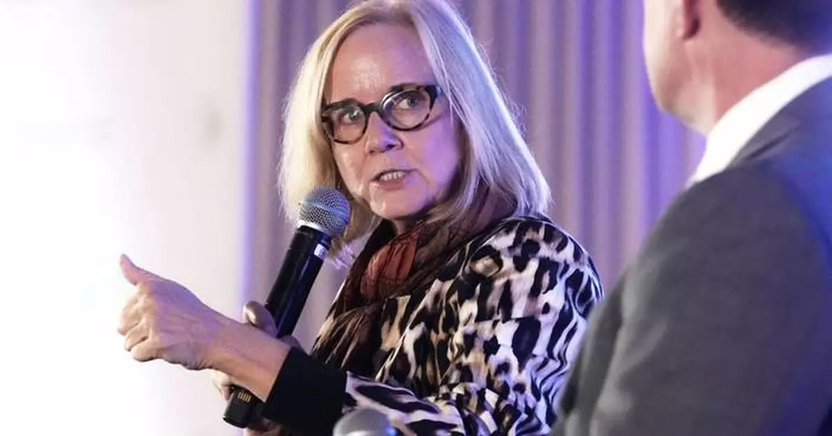 Democrats see an opening to win the Miami mayor’s race in the latest test of the US political mood