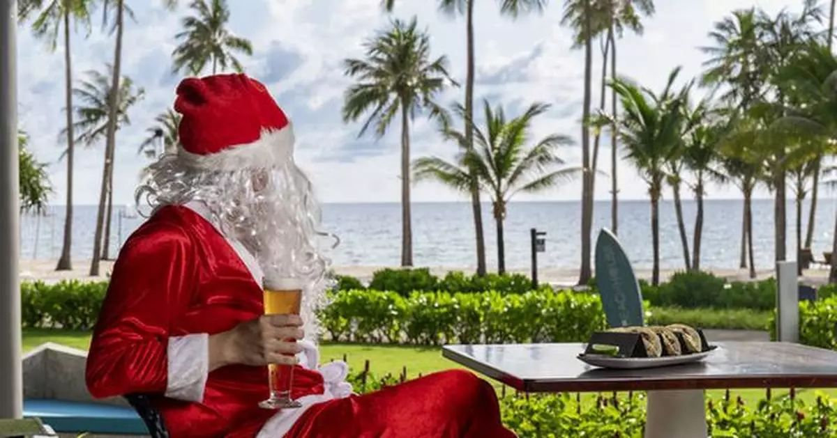 Coastal Yuletide Moments Echo in Celebration at Pullman Phu Quoc Beach Resort