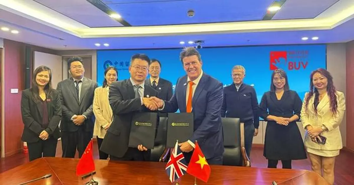 BUV partners with Chinese Service Center for Scholarly Exchange to support Asian talent mobility