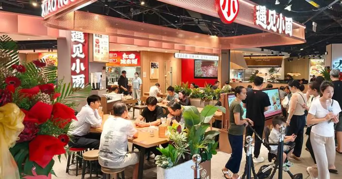 Listed Chinese Restaurant Chain XIAO NOODLES Hits Dual Milestone: Opens First Singapore Store at Iconic 313@Somerset for Its 500th Global Outlet