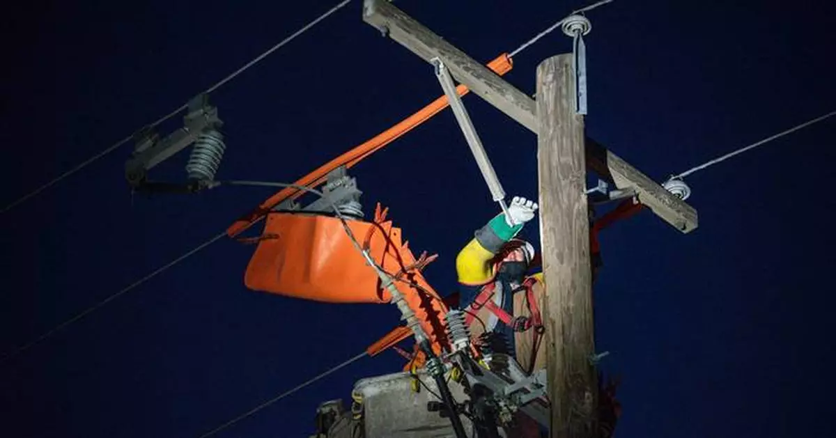 Why freezing rain has millions at risk of losing power — and heat