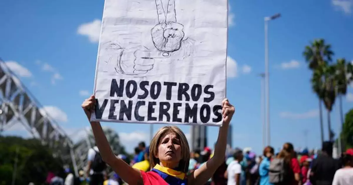 US and Venezuela take first steps toward restoring relations after Maduro's ouster