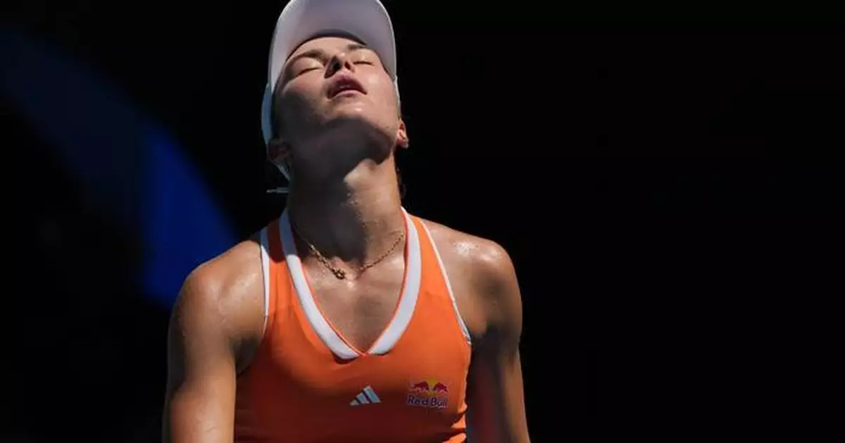 Iva Jovic received tips from Novak Djokovic, but those couldn't help her against Sabalenka