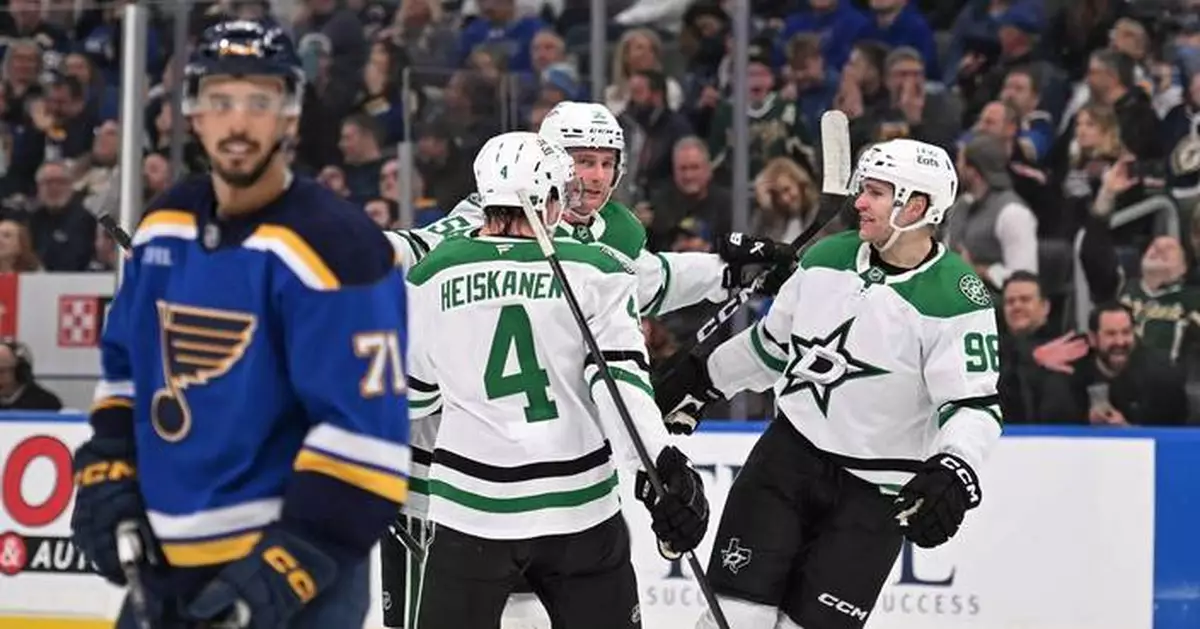 Harley's late goal lifts Stars past Blues, 4-3