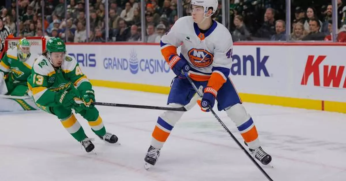 Simon Holmstrom's second goal gives Islanders a 4-3 overtime win over Wild