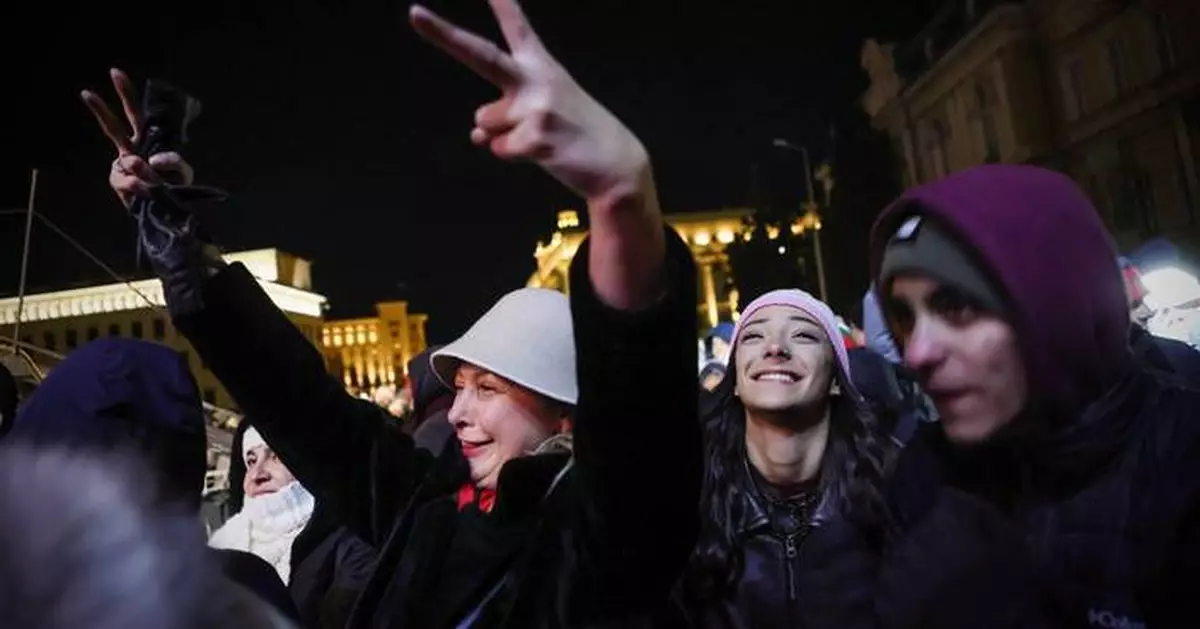 Cash machines in Bulgaria issue euros for the first time after joining the currency union