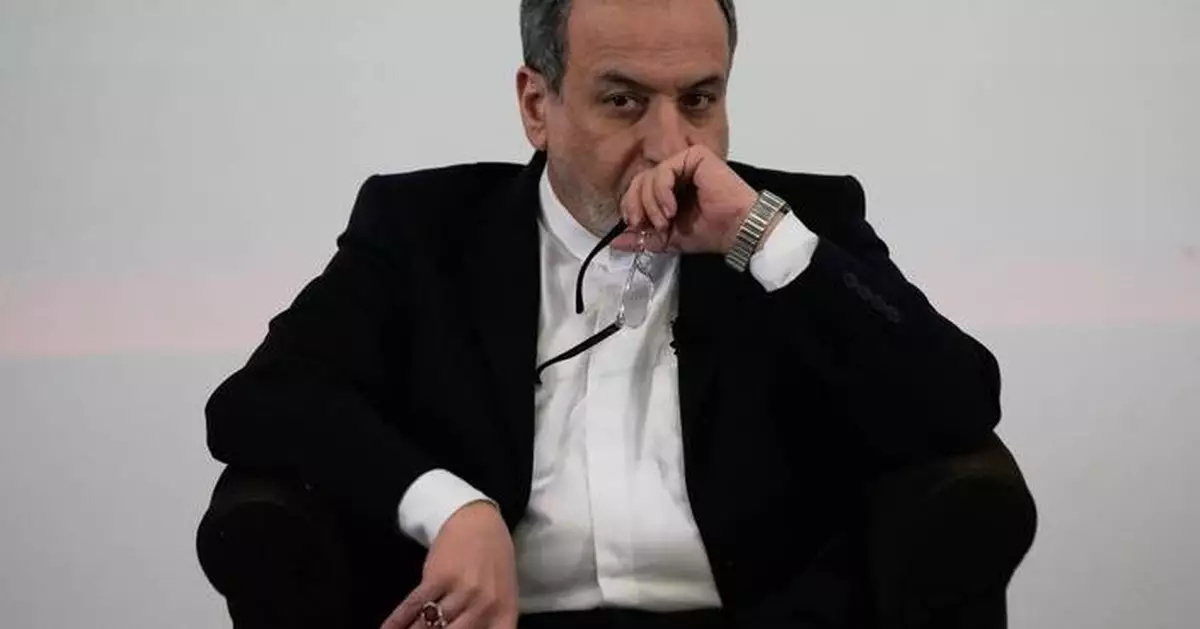 Iran's top diplomat issues most direct threat yet to US as crackdown over protests squeezes nation