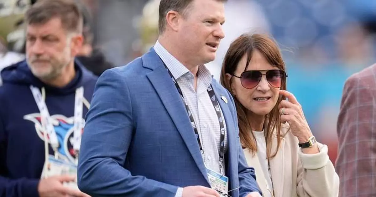 Titans' owner streamlines front office roles; Borgonzi to lead coaching search