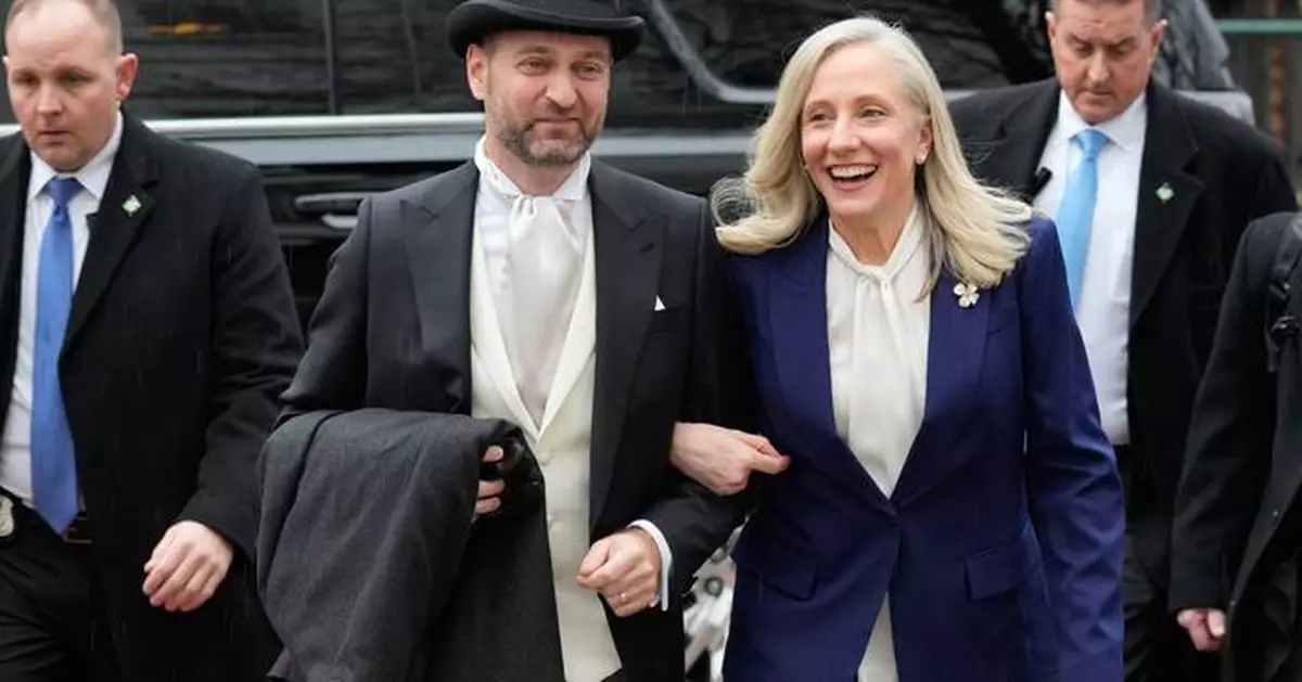 Democrat Abigail Spanberger sworn into office as Virginia's first female governor