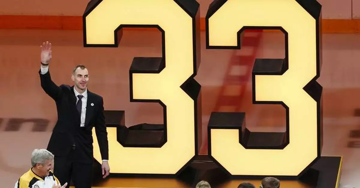 Boston Bruins retire Zdeno Chara's No. 33, honoring the giant defenseman who led 2011 Cup victory