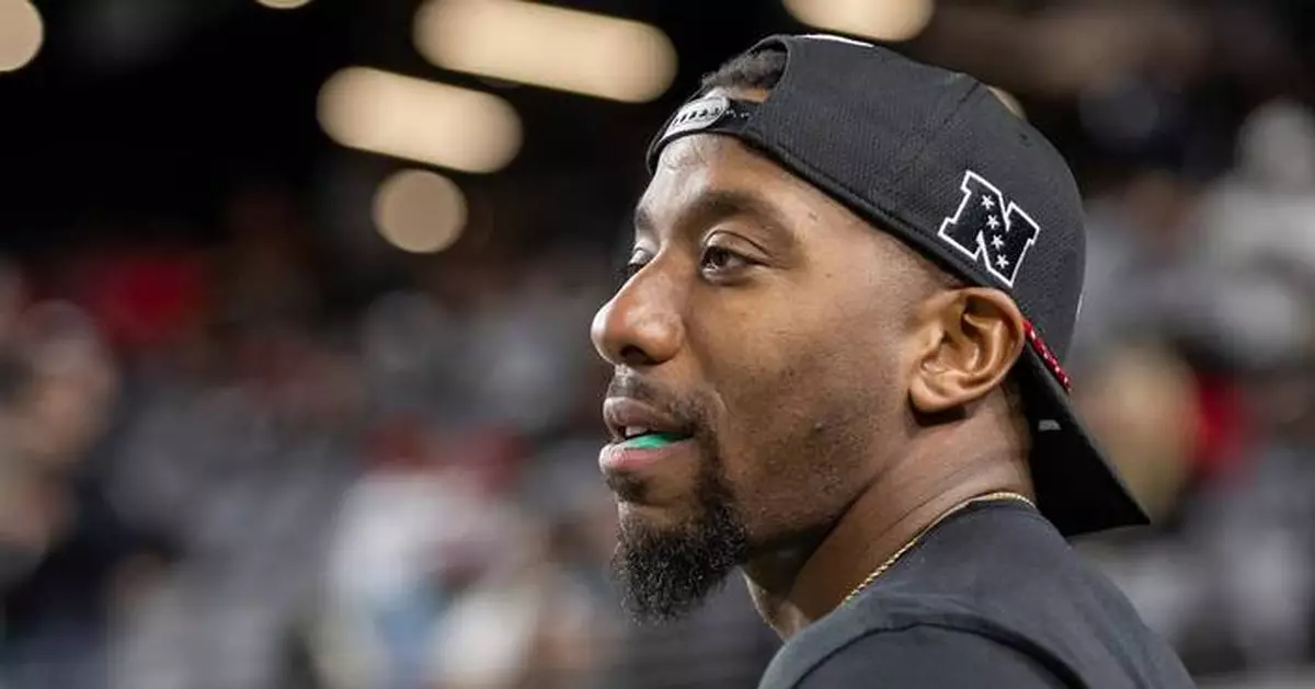 The Commanders are hiring Doug Williams' son, D.J., as their quarterbacks coach, AP source says