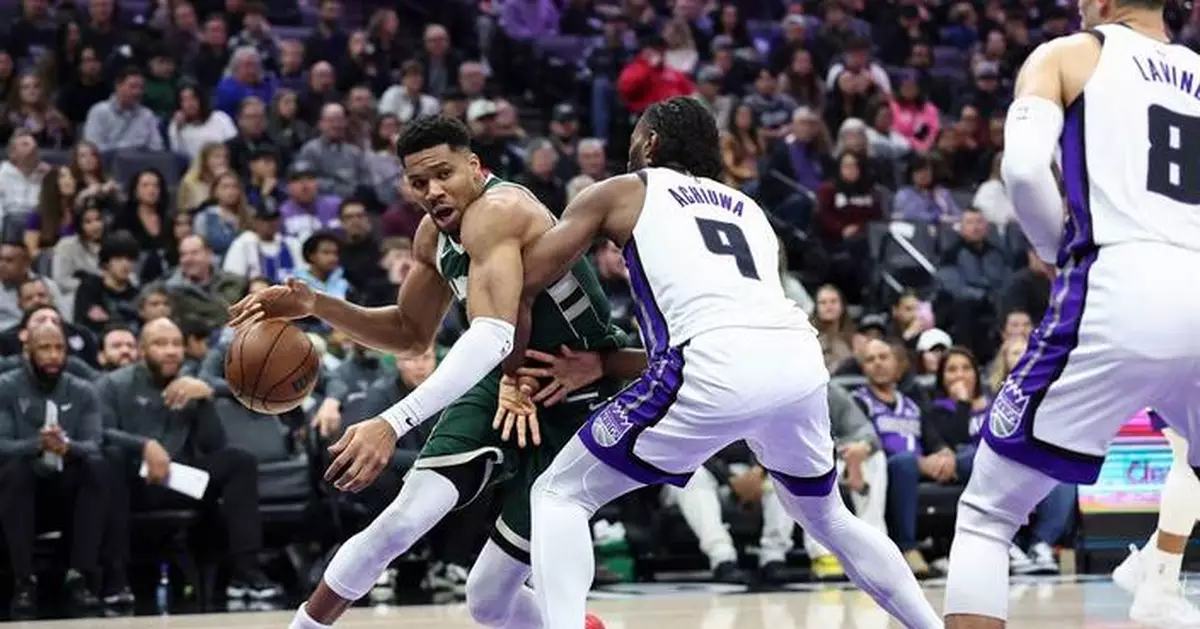 Antetokounmpo scores 37 in Bucks' 115-98 victory over Kings