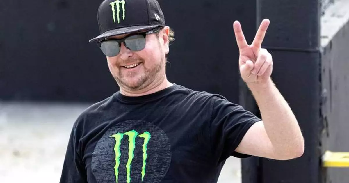 Kurt Busch, Harry Gant and Ray Hendrick inducted into NASCAR Hall of Fame