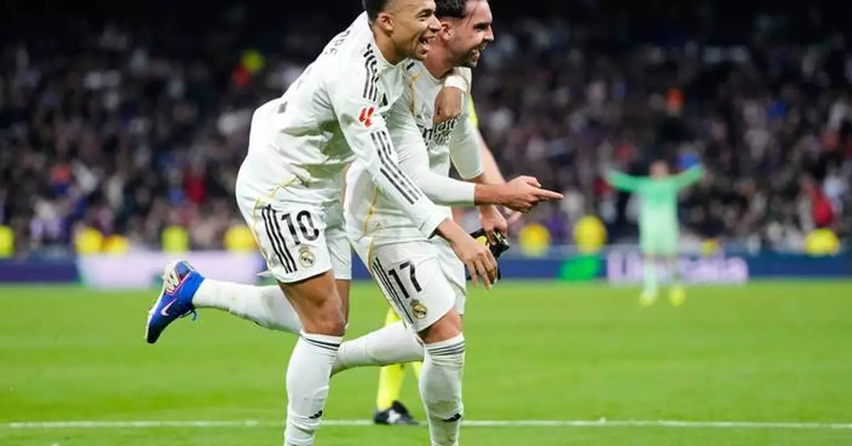 Real Madrid jeered by angry fans before beating Levante in La Liga