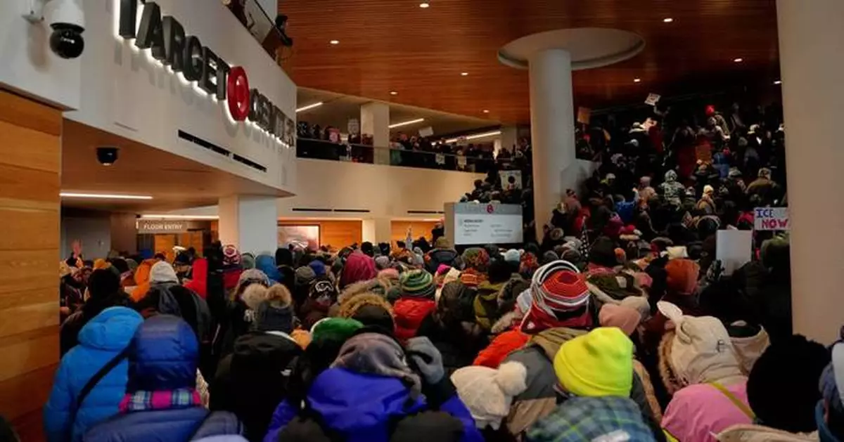 NBA postpones Timberwolves-Warriors game in Minneapolis after fatal shooting by federal officer