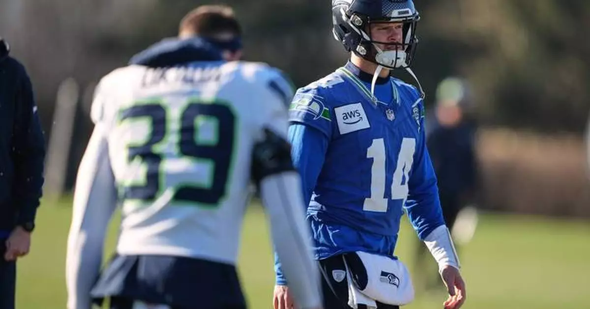 Seahawks QB Sam Darnold feeling 'really good' after playing with oblique injury in divisional round