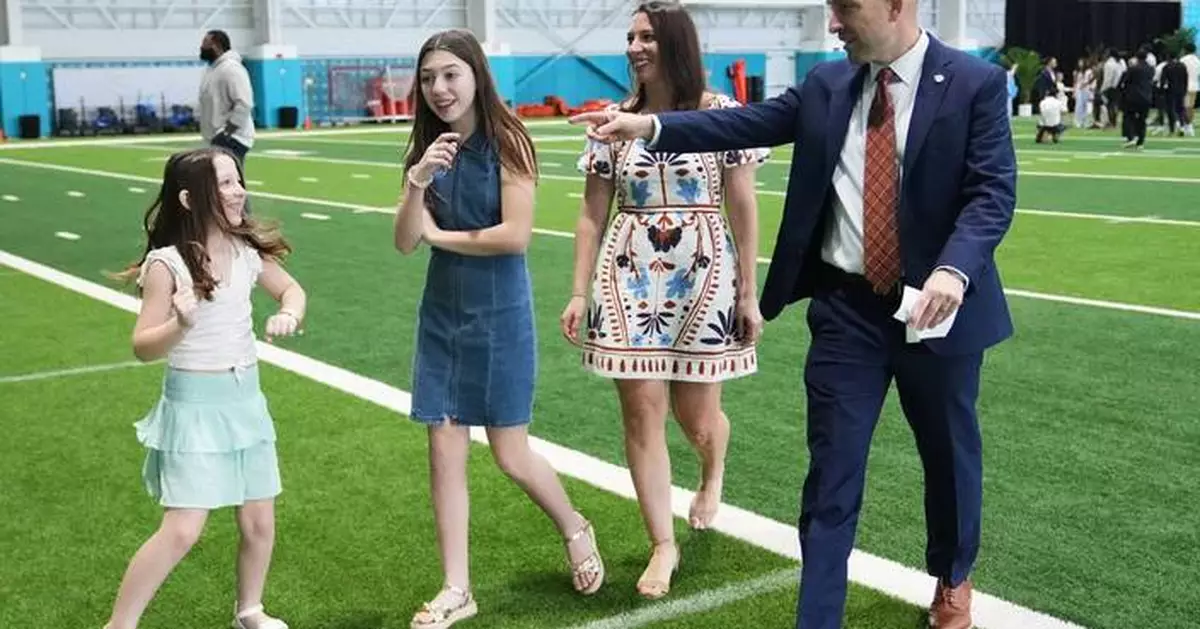 He lined fields. He did laundry. Jeff Hafley took the hard road toward coaching the Miami Dolphins