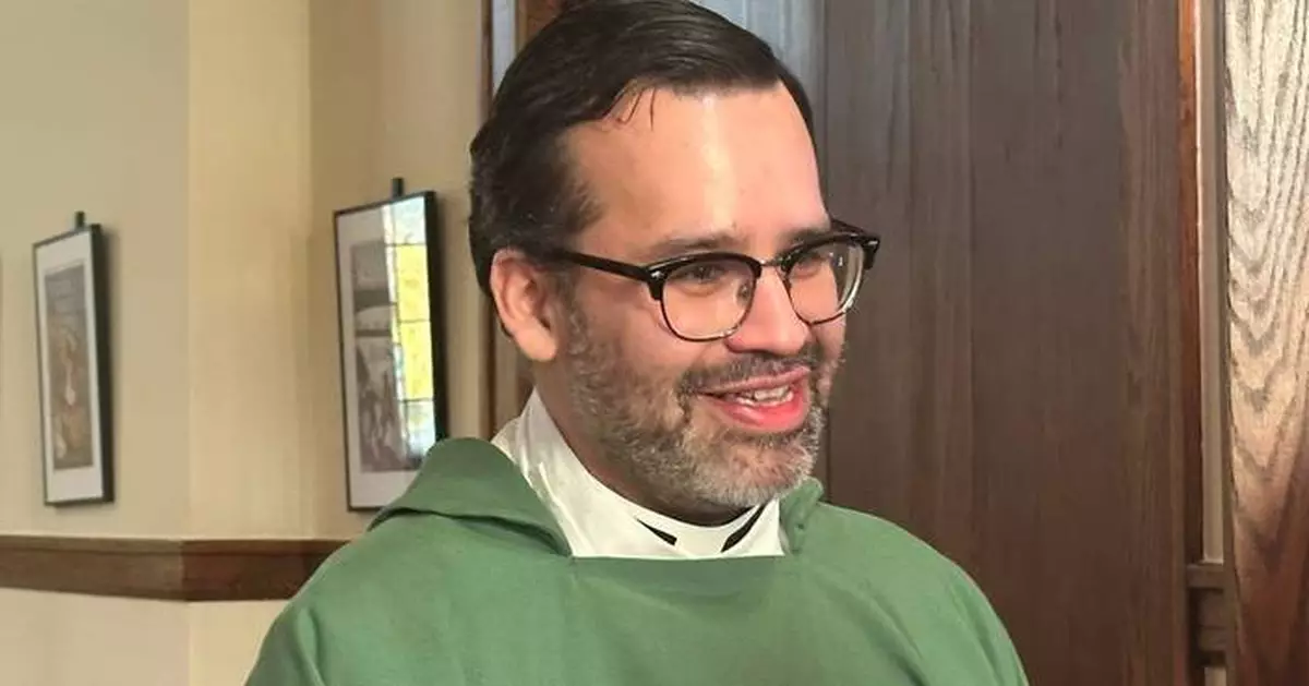 A Minneapolis church holds a service of 'Lament and Hope' amid fears over immigration crackdown