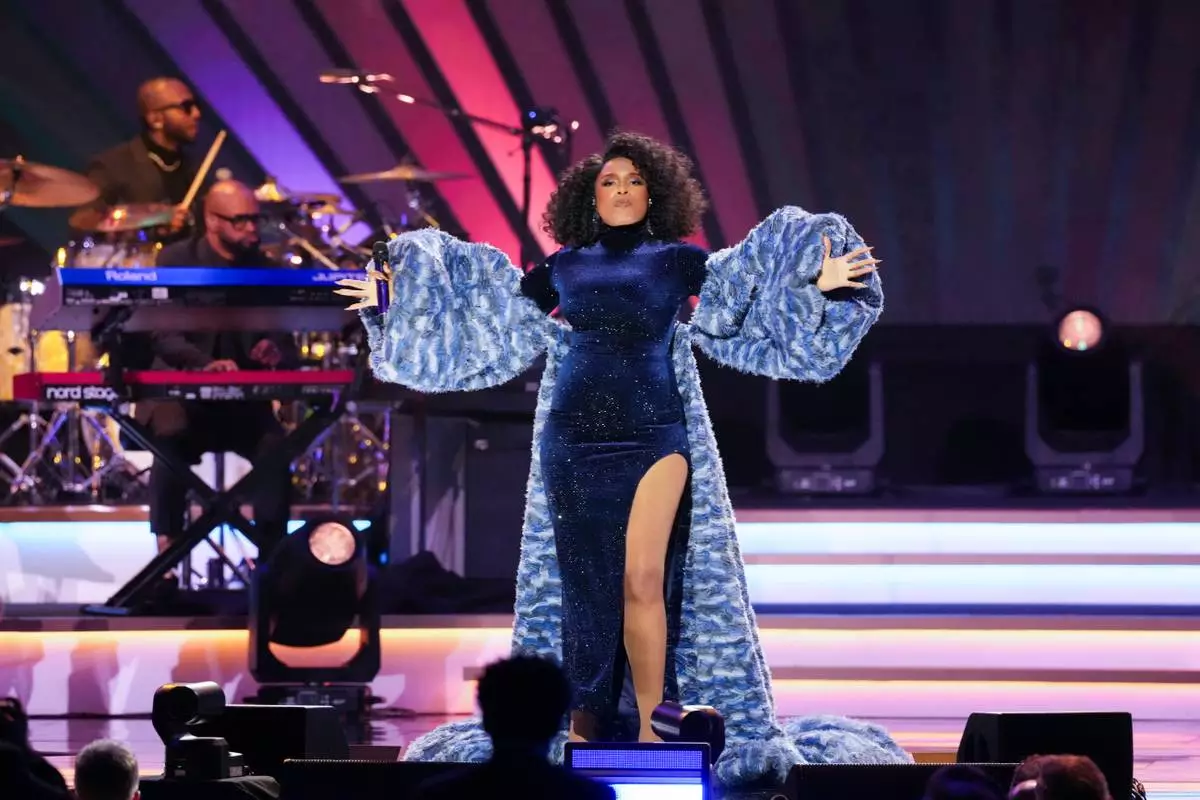 Jennifer Hudson performs a medley during MusiCares Person of the Year honoring Mariah Carey on Friday, Jan. 30, 2026, in Los Angeles. (AP Photo/Chris Pizzello)