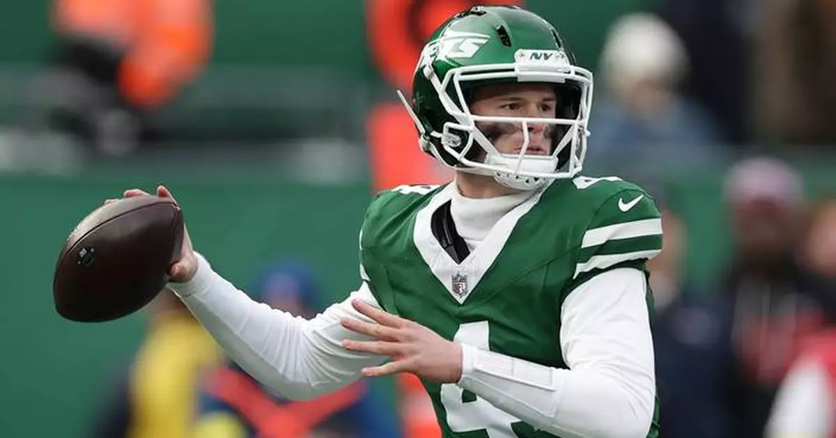 Jets undrafted rookie QB Brady Cook gets another shot to start in season finale