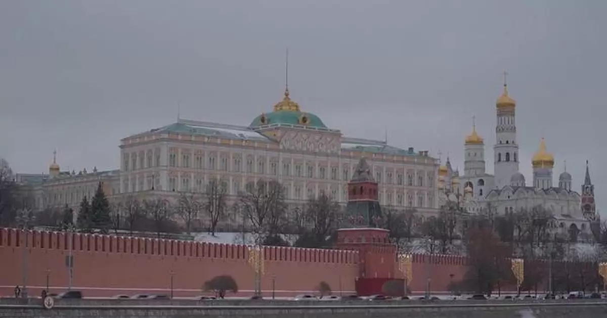 Russia agrees to suspend strikes on Kiev to facilitate talks: Kremlin spokesman