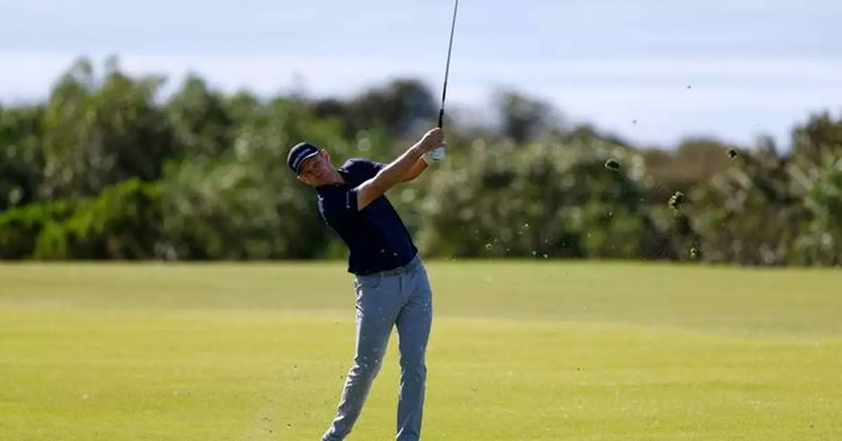 Justin Rose breaks his 36-hole record at Torrey Pines. Brooks Koepka makes it to the weekend