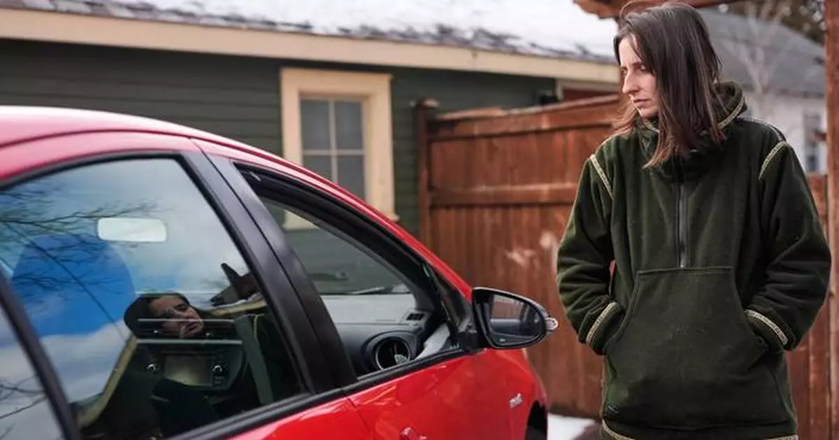 Minneapolis duo details their ICE detention, including pressure to rat on protest organizers