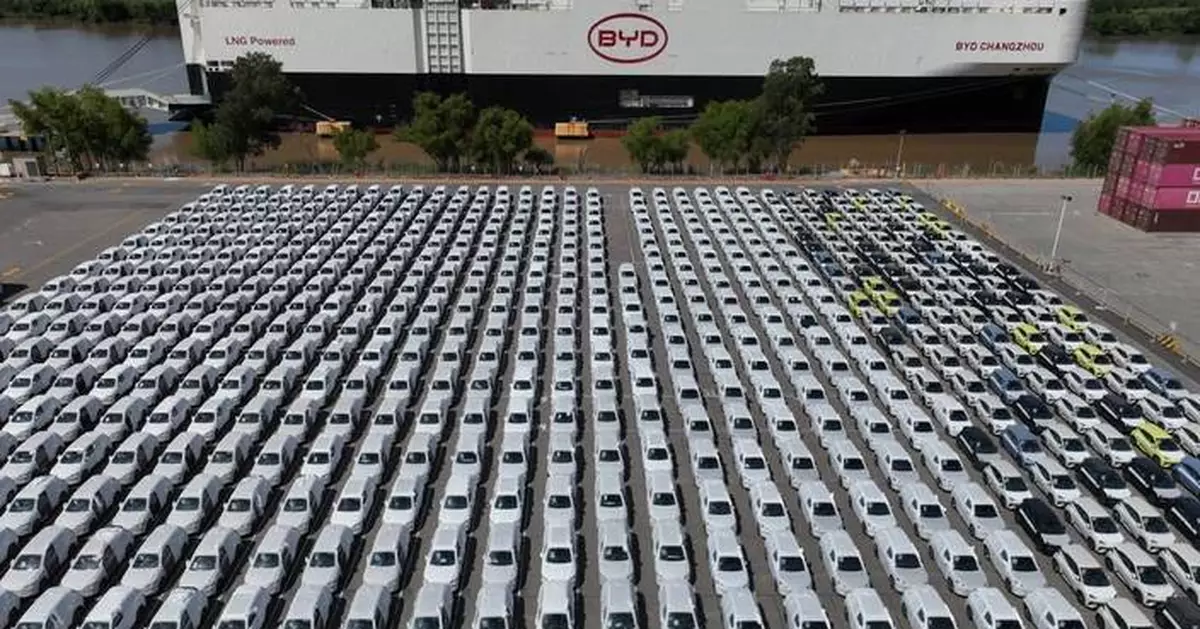 As Trump talks tariffs, his Argentine ally welcomes a first shipload of Chinese EVs