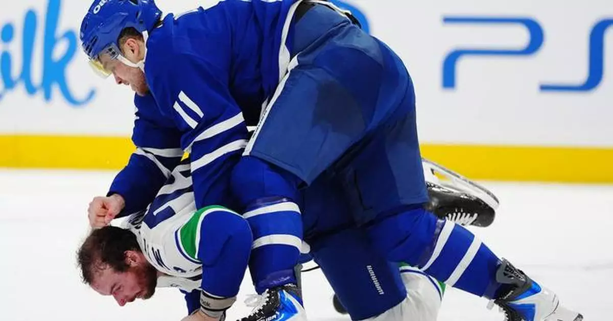 Nylander has goal and 2 assists in injury return, Maple Leafs beat Canucks 5-0