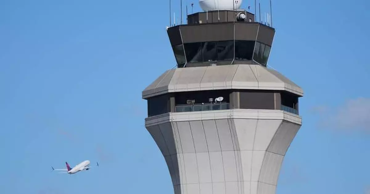 Car crashes into Detroit-area airport entrance, injuring 6