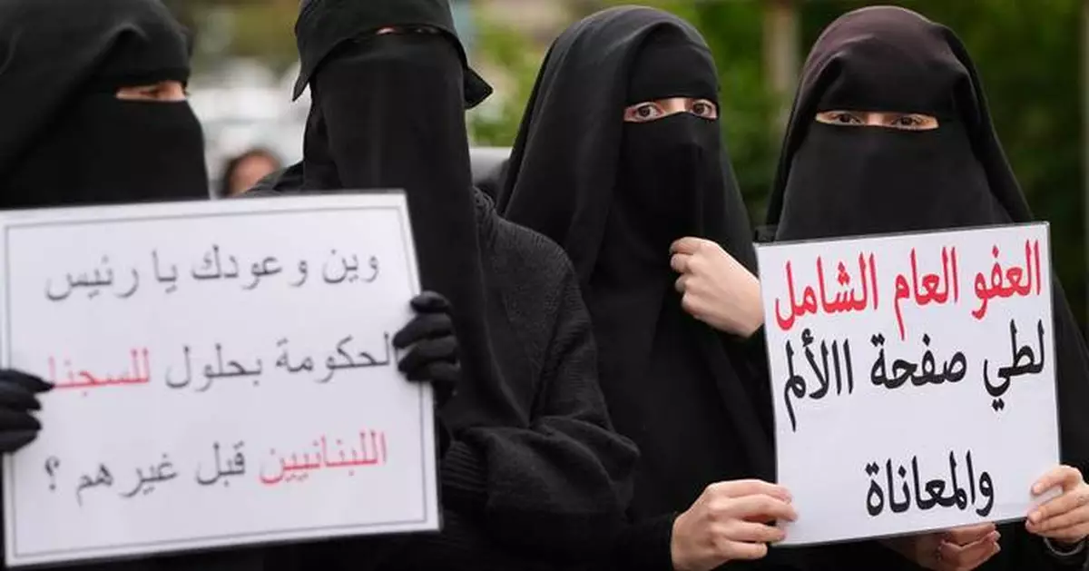 Lebanon's government approves a deal to transfer Syrian prisoners back to Syria