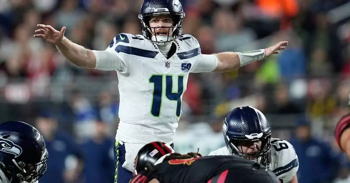 Seahawks clinch NFC West title, top seed. Bears and Eagles also in Super Bowl chase