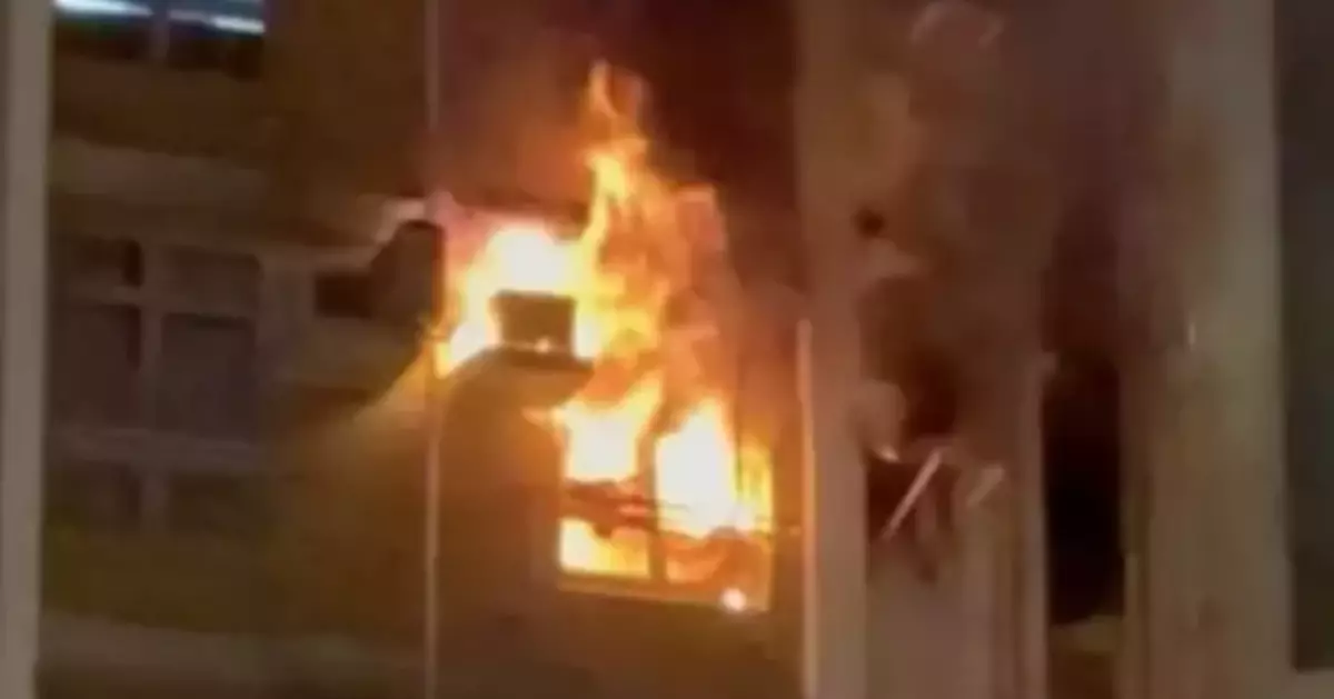 A Fire Broke out in Lam Tin Estate, Suspected to be Caused by a Short Circuit