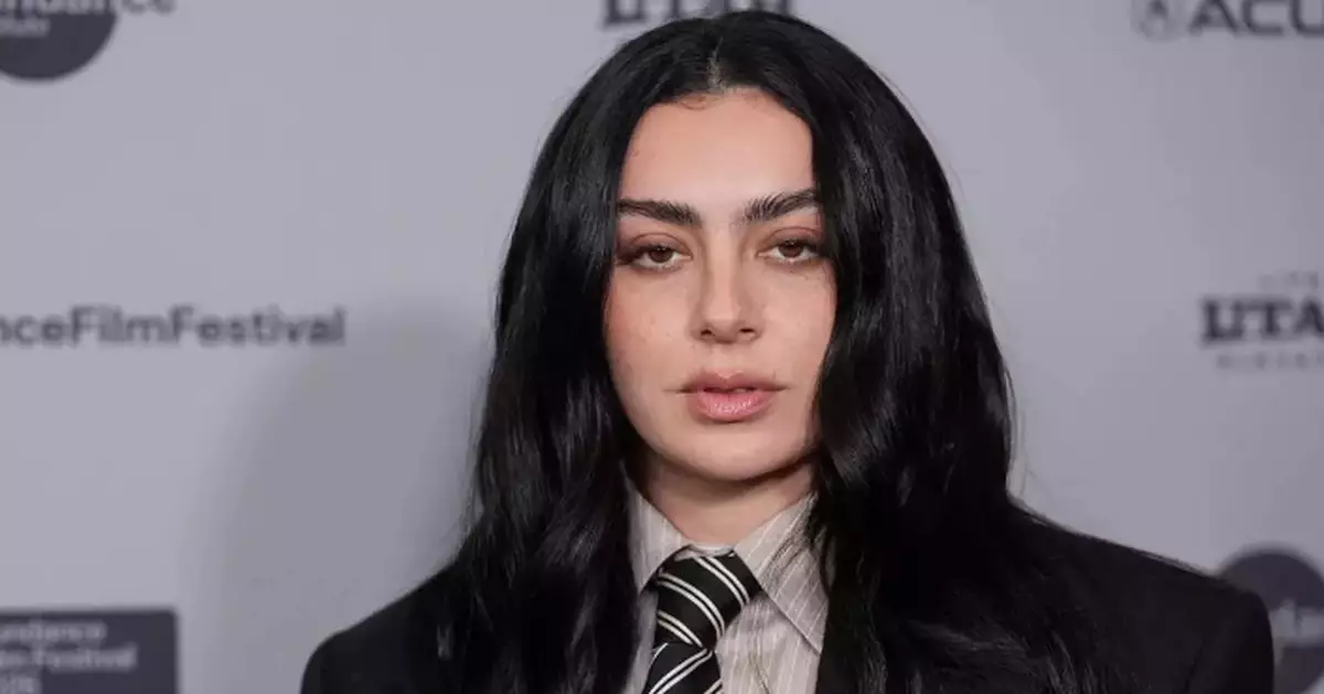 Charli xcx has her movie star moment, and says goodbye to Brat