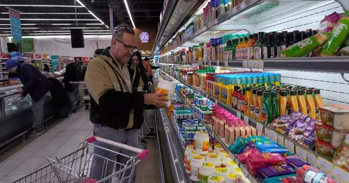 Internet shutdown squeezes Iran's ailing businesses already hurt by crashing currency