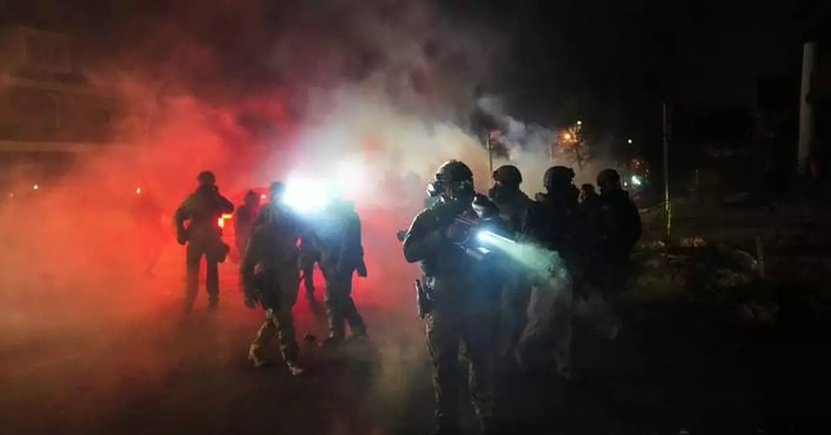 Trump threatens to use the Insurrection Act to 'put an end' to protests in Minneapolis