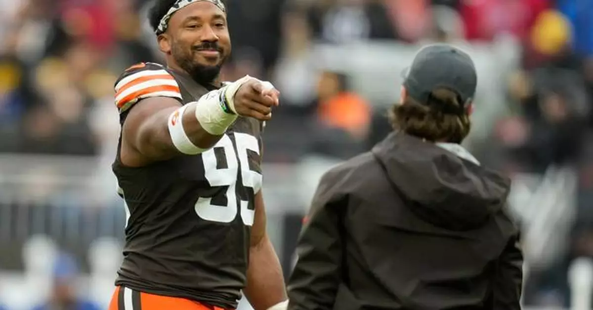 Browns' Myles Garrett will try to break NFL sacks record in finale against Bengals and Joe Burrow