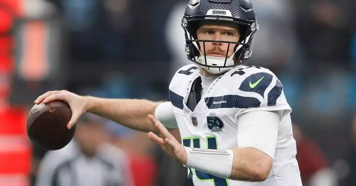 Final week of the NFL's regular season arrives with No. 1 seeds still undecided in AFC and NFC