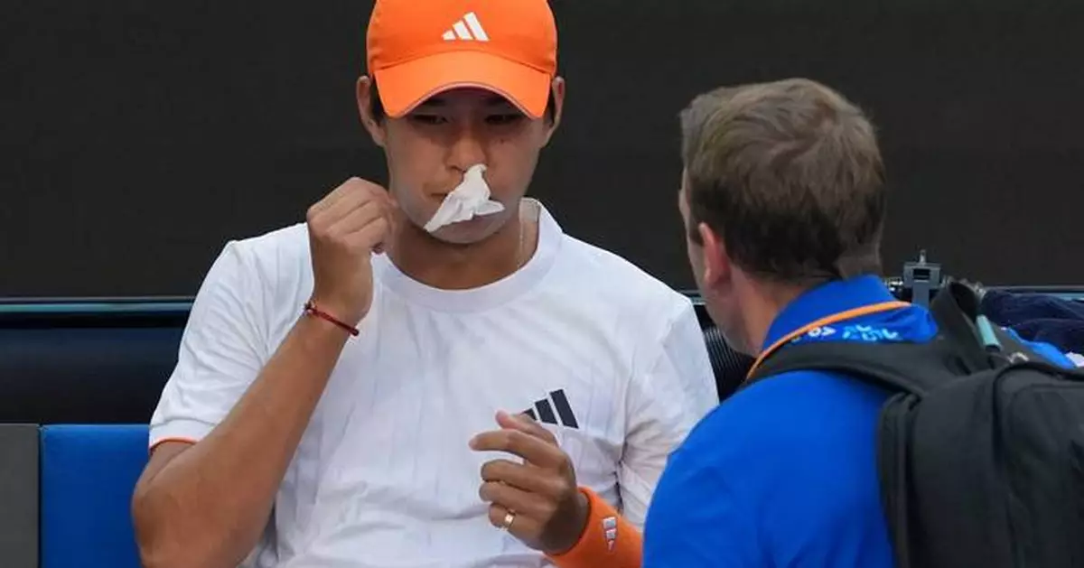 Learner Tien reaches Australian Open quarterfinals, the youngest man in the last eight since 2015
