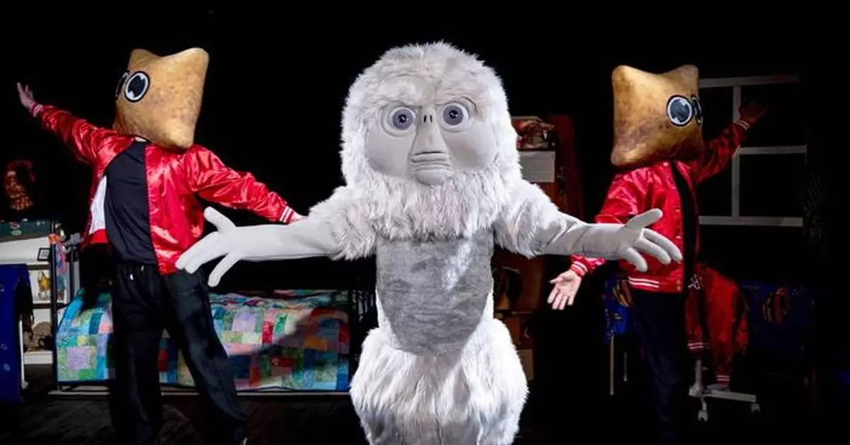 Totino’s™ Pizza Rolls™ Brings Back Fan-Favorite Intergalactic Friend Chazmo in Broadway-Inspired “CHAZMO: The Musical” Ahead of the Big Game