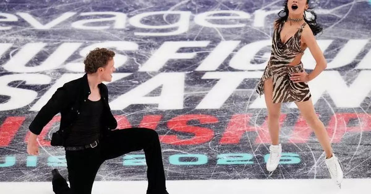 World champs Chock and Bates dazzle with emotional performance at U.S. Figure Skating Championships