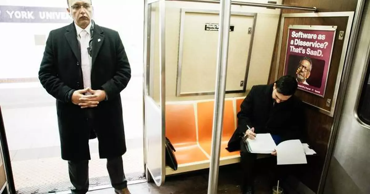 Zohran Mamdani's first full day as NYC mayor: subway rides, new offices and backlash from Israel