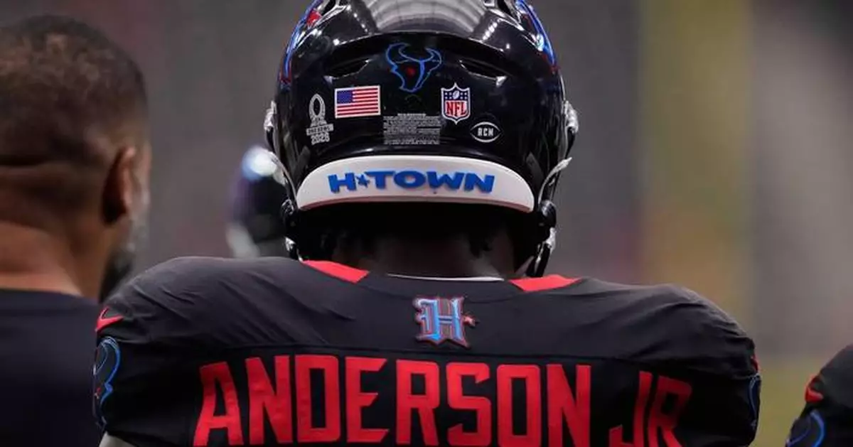 Texans' defense sets franchise records, prepares for Steelers in playoffs