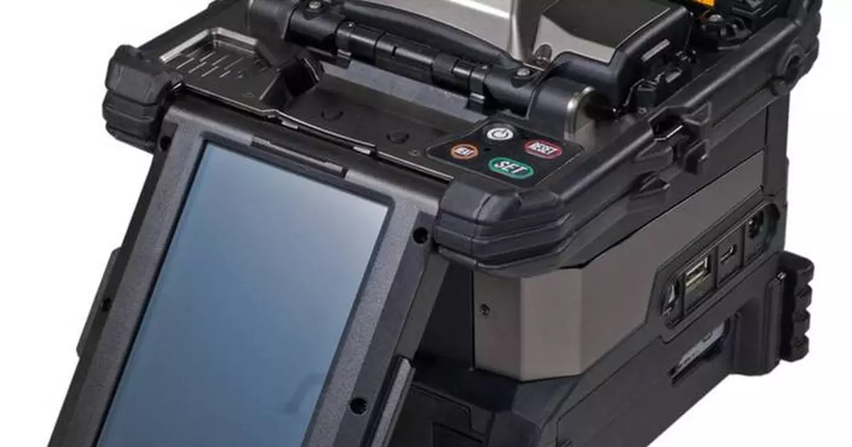 AFL Introduces Fujikura 100S Fusion Splicer with Dual-Fiber Technology and CT60 Cleaver
