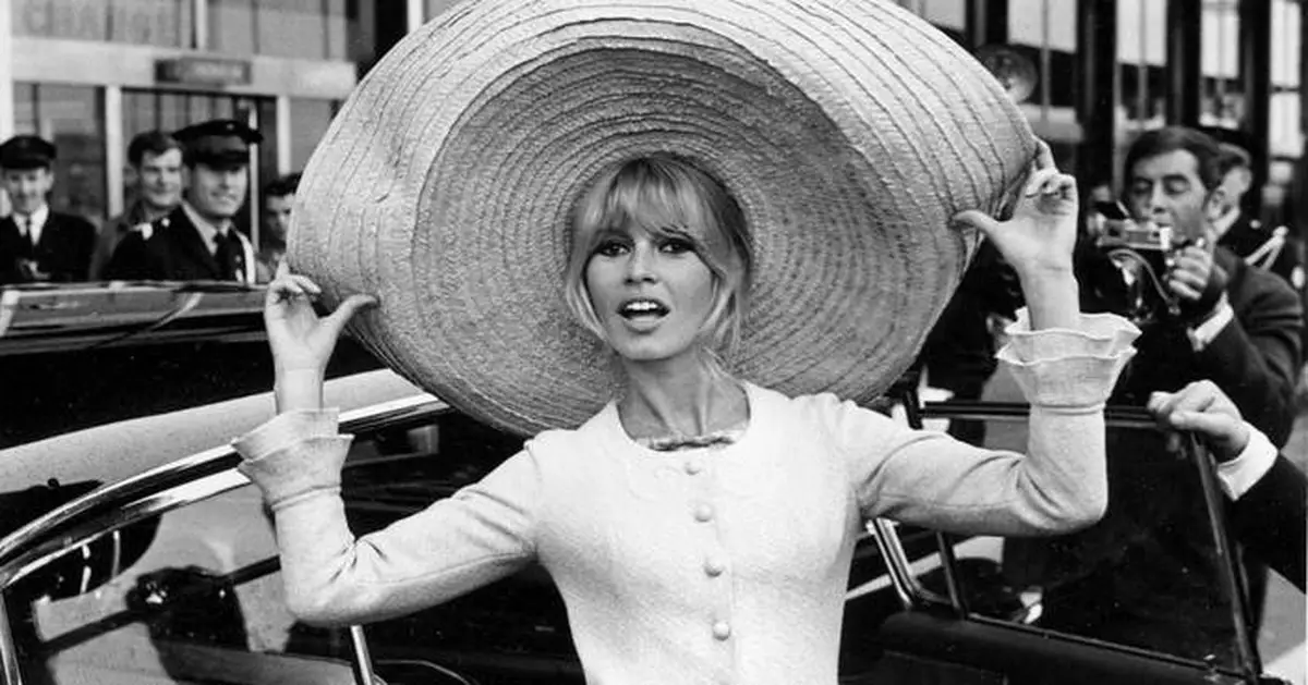 Saint-Tropez bids adieu to Brigitte Bardot with a funeral and public homage