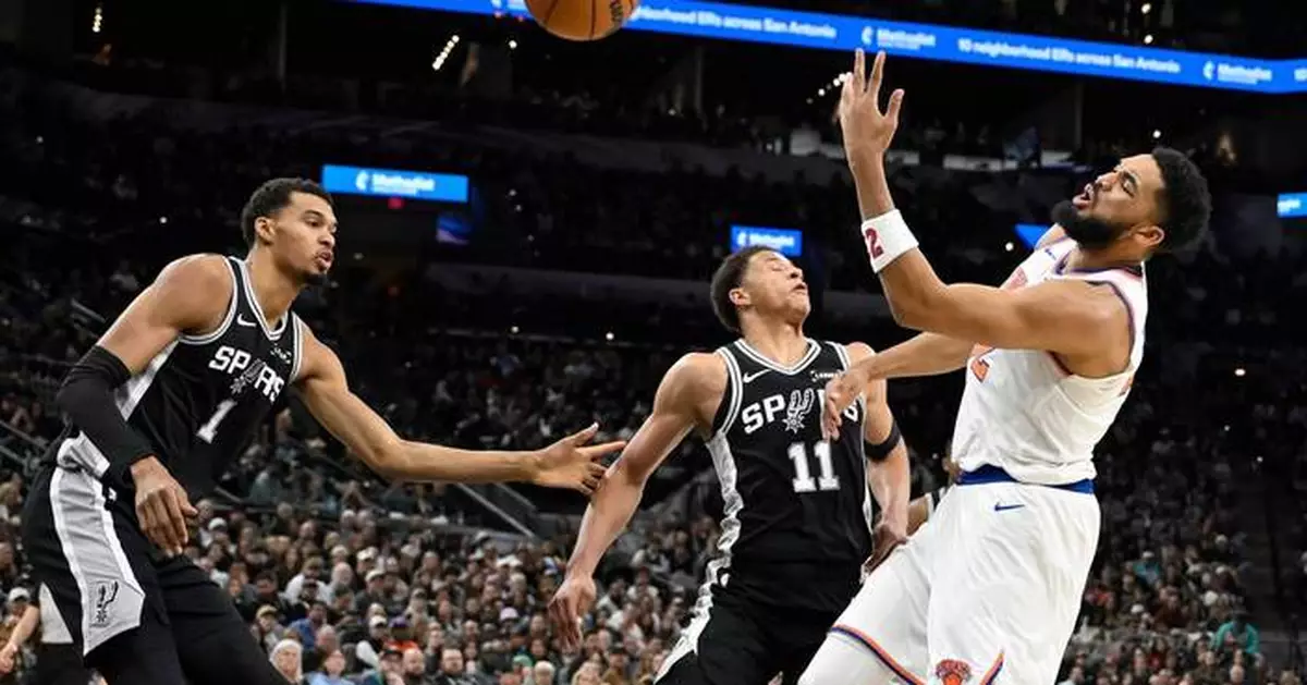 Spurs survive injury scare to Wembanyama, rally to beat Knicks 134-132 in NBA Cup final rematch