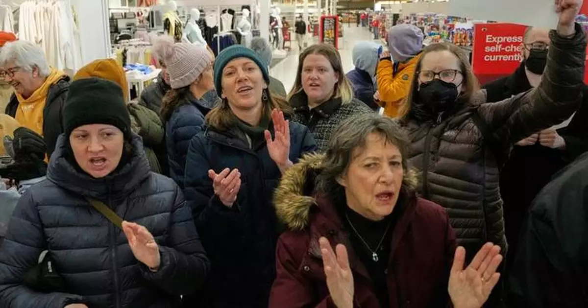 Christian leaders urge protecting worshippers' rights after protesters interrupt service