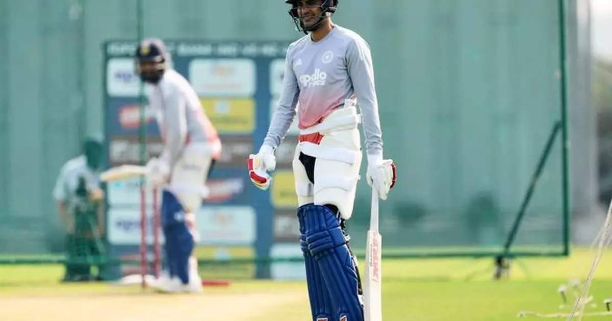 Virat Kohli hits 93 to lead India to 4-wicket win over New Zealand in first ODI