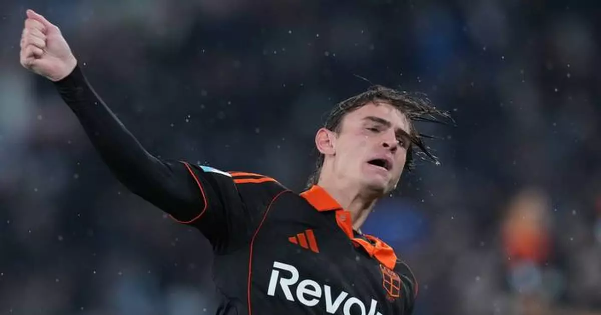 Nico Paz scores twice despite missed penalty as Como cruises past Lazio 3-0 in Serie A